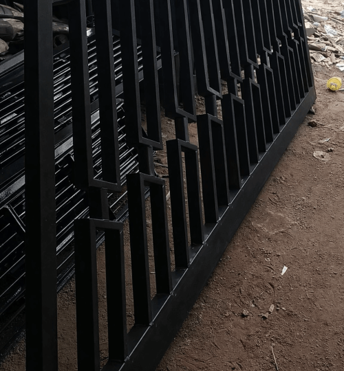 Railing tangga besi Bengkel Las Karya Adi Jakarta Selatan